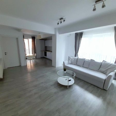 Santorini Residence Apartment Otopeni Exteriör bild